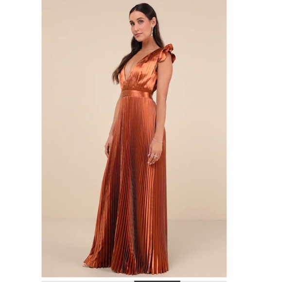 Lulus Elegant Copper Pleated Maxi Dress Sz 2X - Picture 3 of 5